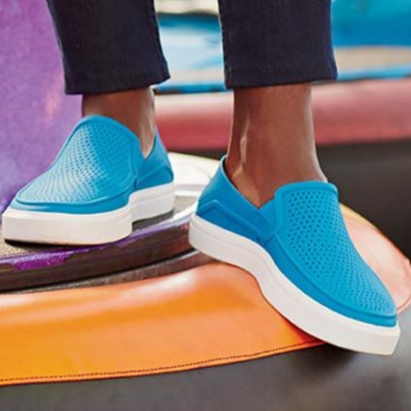 CROCS Shoes - Crocs Citilane Roma Perforated Slip-on 9M